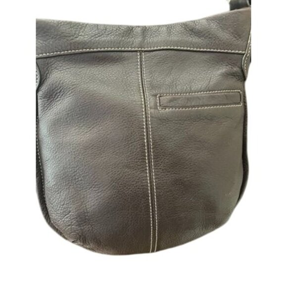 B Makowsky Brown Leather Crossbody Bag With Silver Hardware & Logo Charm - Picture 2 of 9